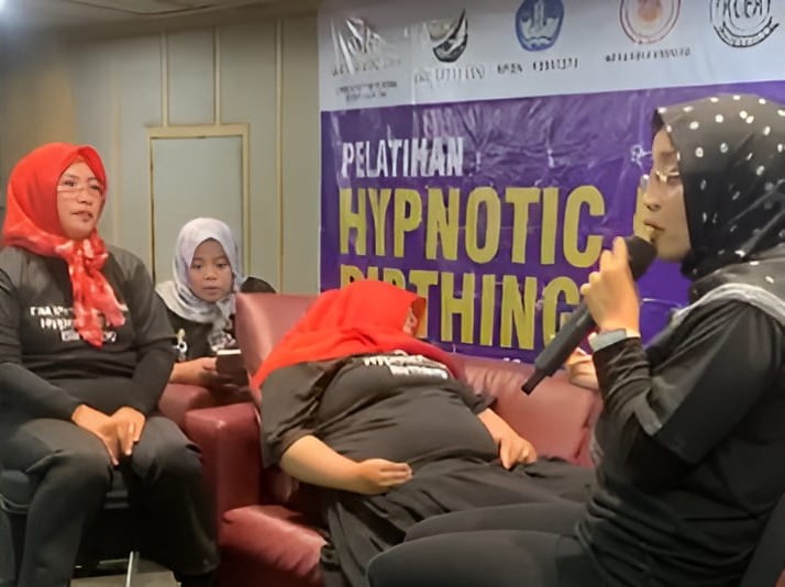 hypno love birthing-satu visi manajemen